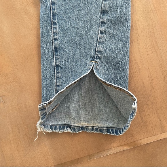 Good American Good Boy Twisted Slit Button Fly Jean - Picture 11 of 15